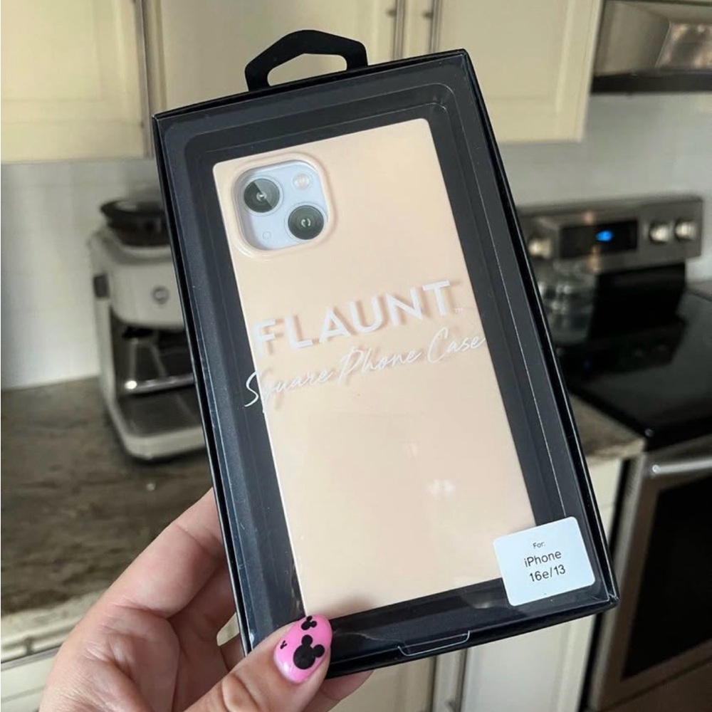 Viral Square Flaunt Phone Case in Almond for iPhone 16e/13